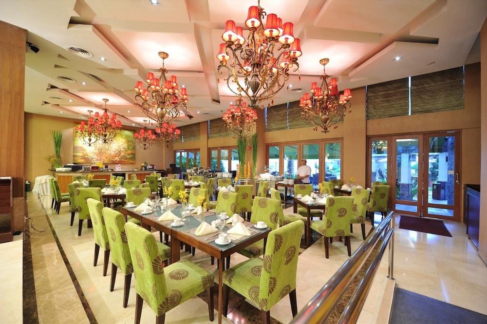 The Avenue Plaza Hotel Naga  Exterior foto