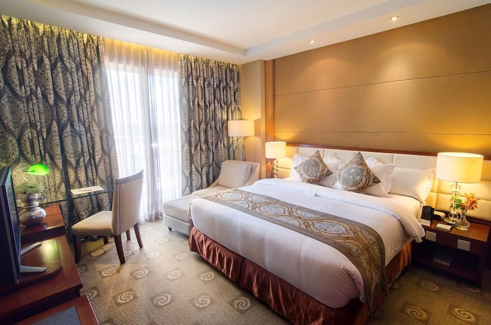 The Avenue Plaza Hotel Naga  Exterior foto
