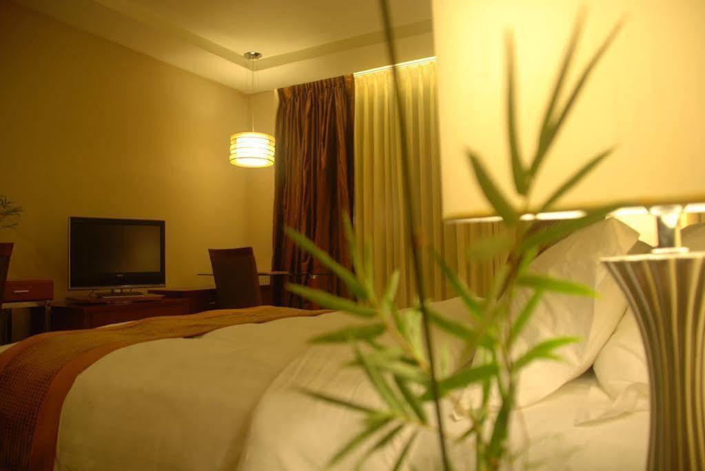 The Avenue Plaza Hotel Naga  Exterior foto
